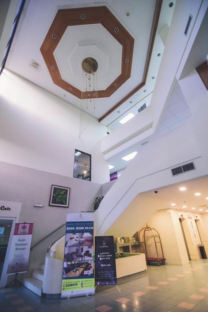 Jubilee Hotel Bandar Seri Begawan Bagian luar foto