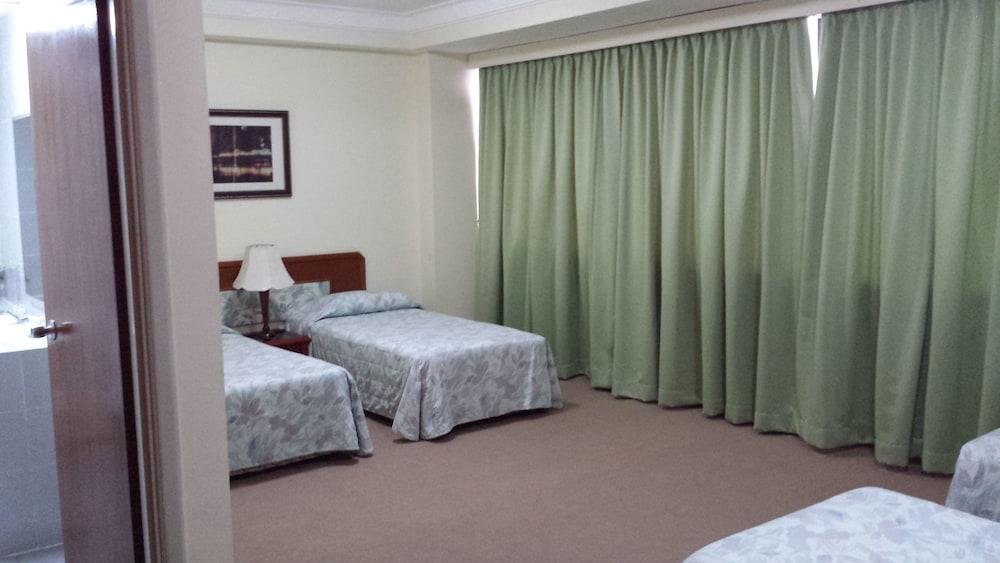 Jubilee Hotel Bandar Seri Begawan Bagian luar foto