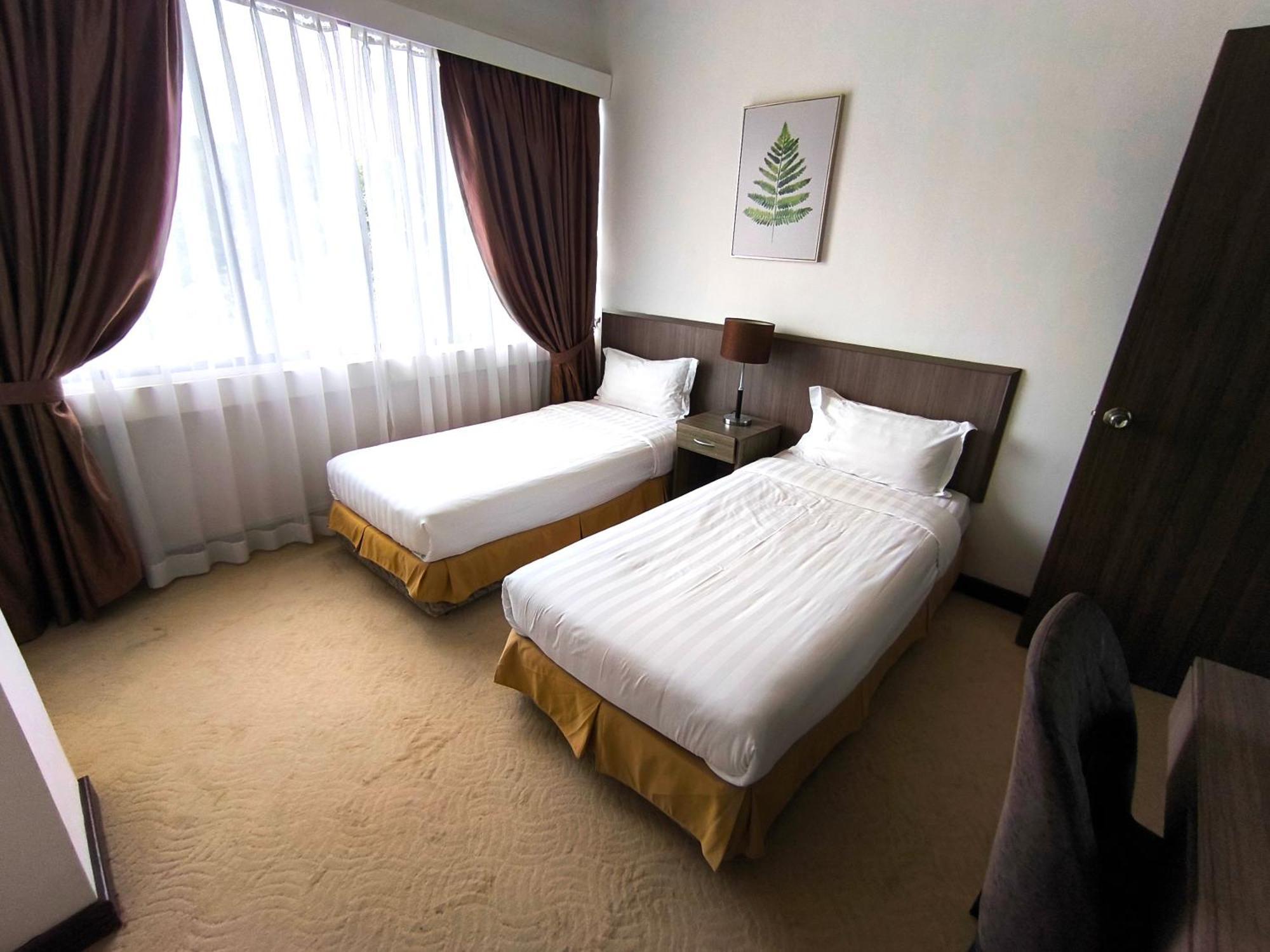 Jubilee Hotel Bandar Seri Begawan Bagian luar foto