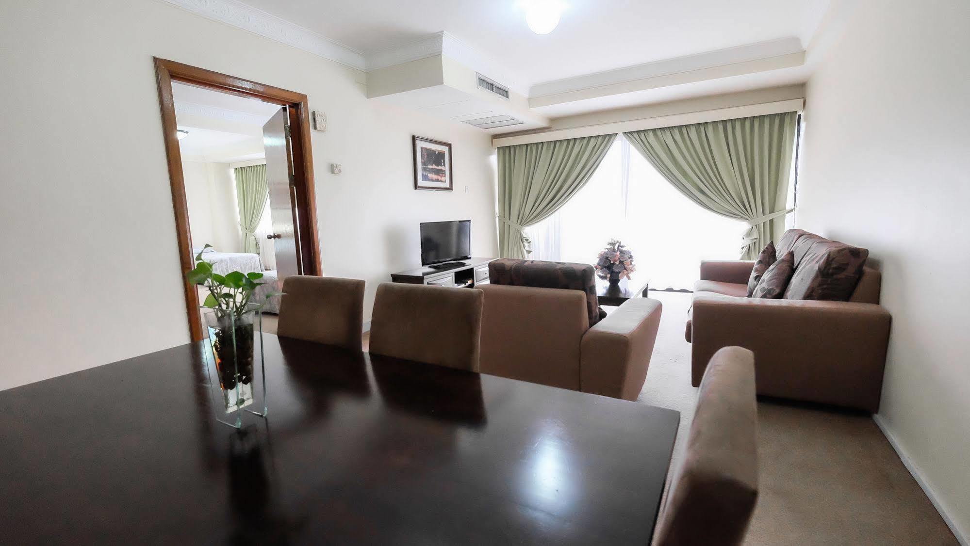 Jubilee Hotel Bandar Seri Begawan Bagian luar foto