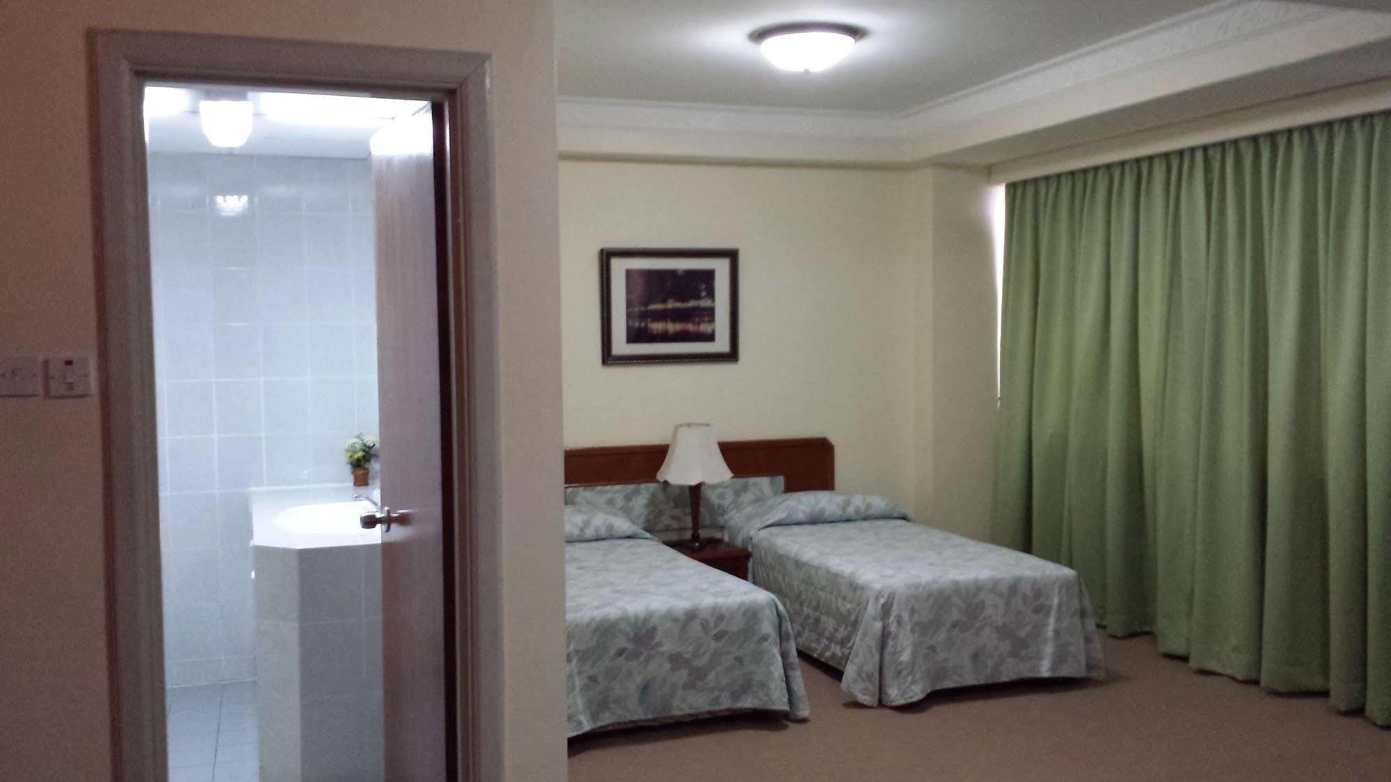 Jubilee Hotel Bandar Seri Begawan Bagian luar foto