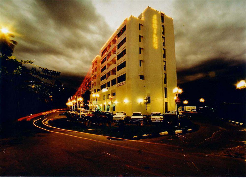 Jubilee Hotel Bandar Seri Begawan Bagian luar foto